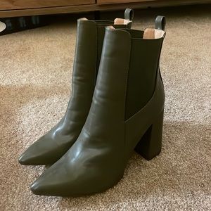Size 9. Chase + Chloe olive green booties. Bought from missLola and never worn